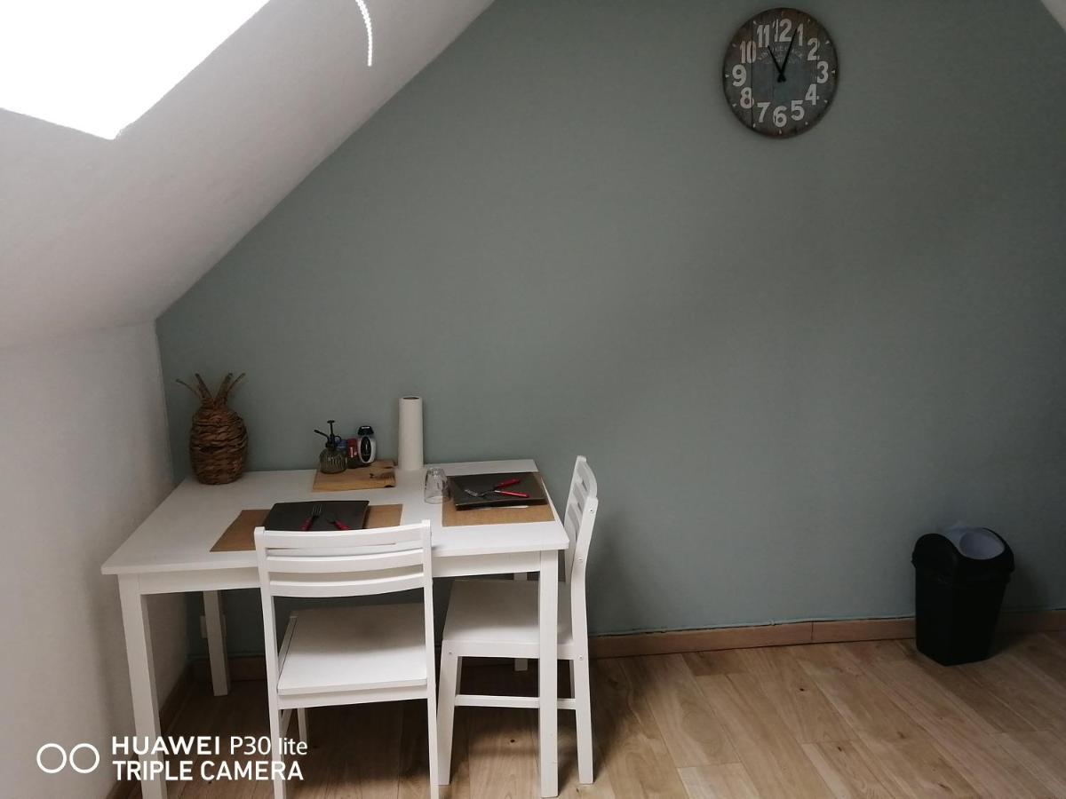 Studio Grand Lit 160 Tout Equipe Wifi Le Creusot Luaran gambar
